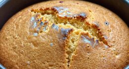 pan reaction causes metallic taste