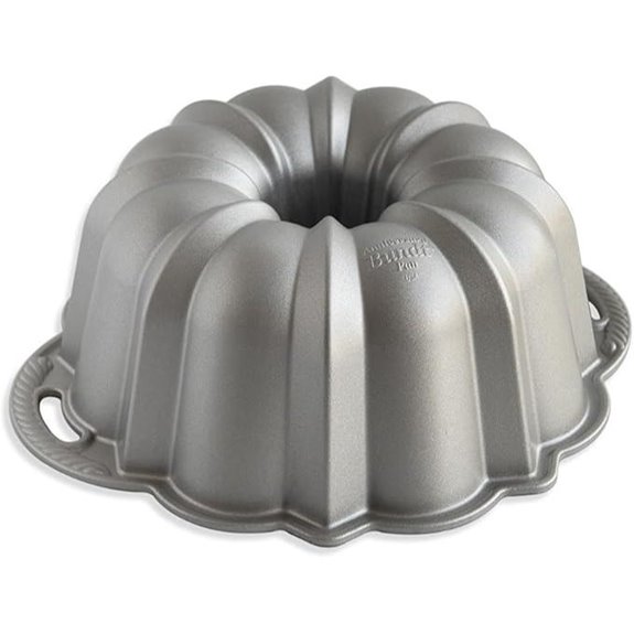 Nordic Ware Anniversary Bundt 15 Cup Silver