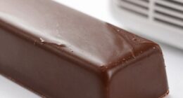 keep chocolate dry properly