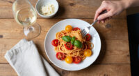 Spaghetti Alla Chitarra Ai Pomodorini Rossi E Gialli